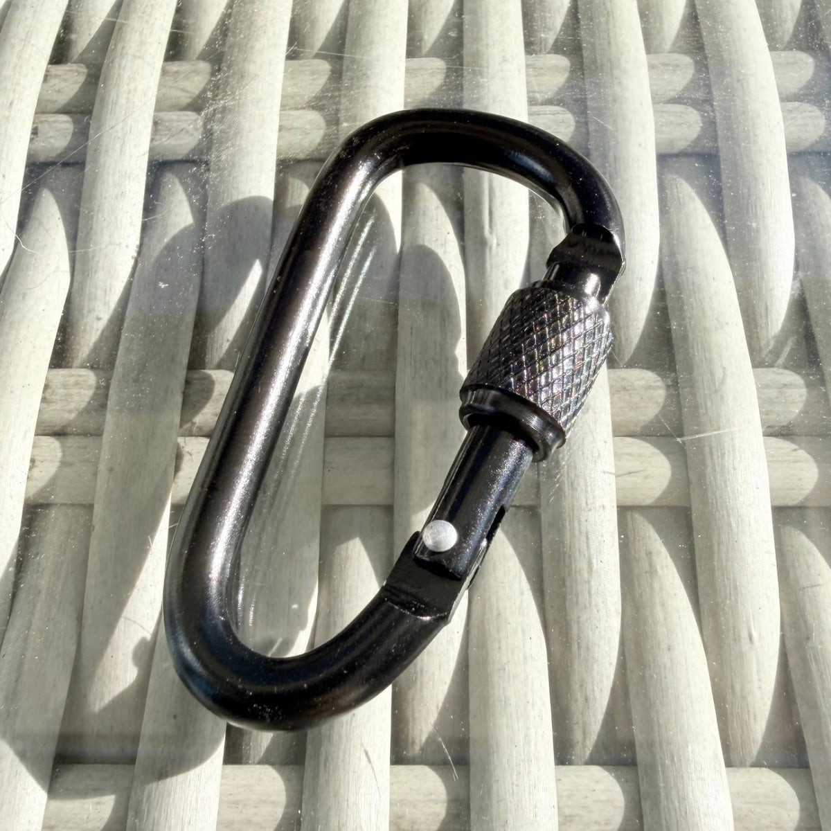Karabiner für den PSK Imkeranzug